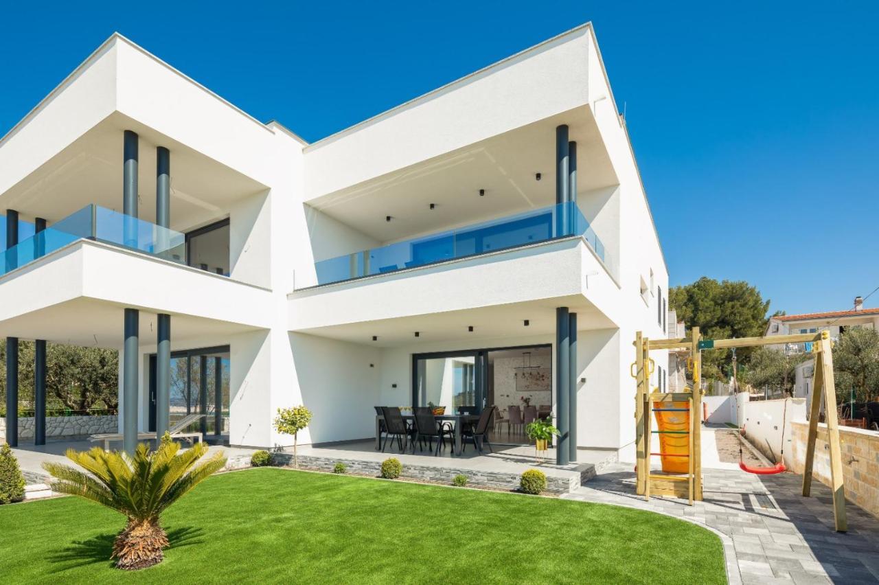 Luxury Apartment Sea Pakoštane Buitenkant foto