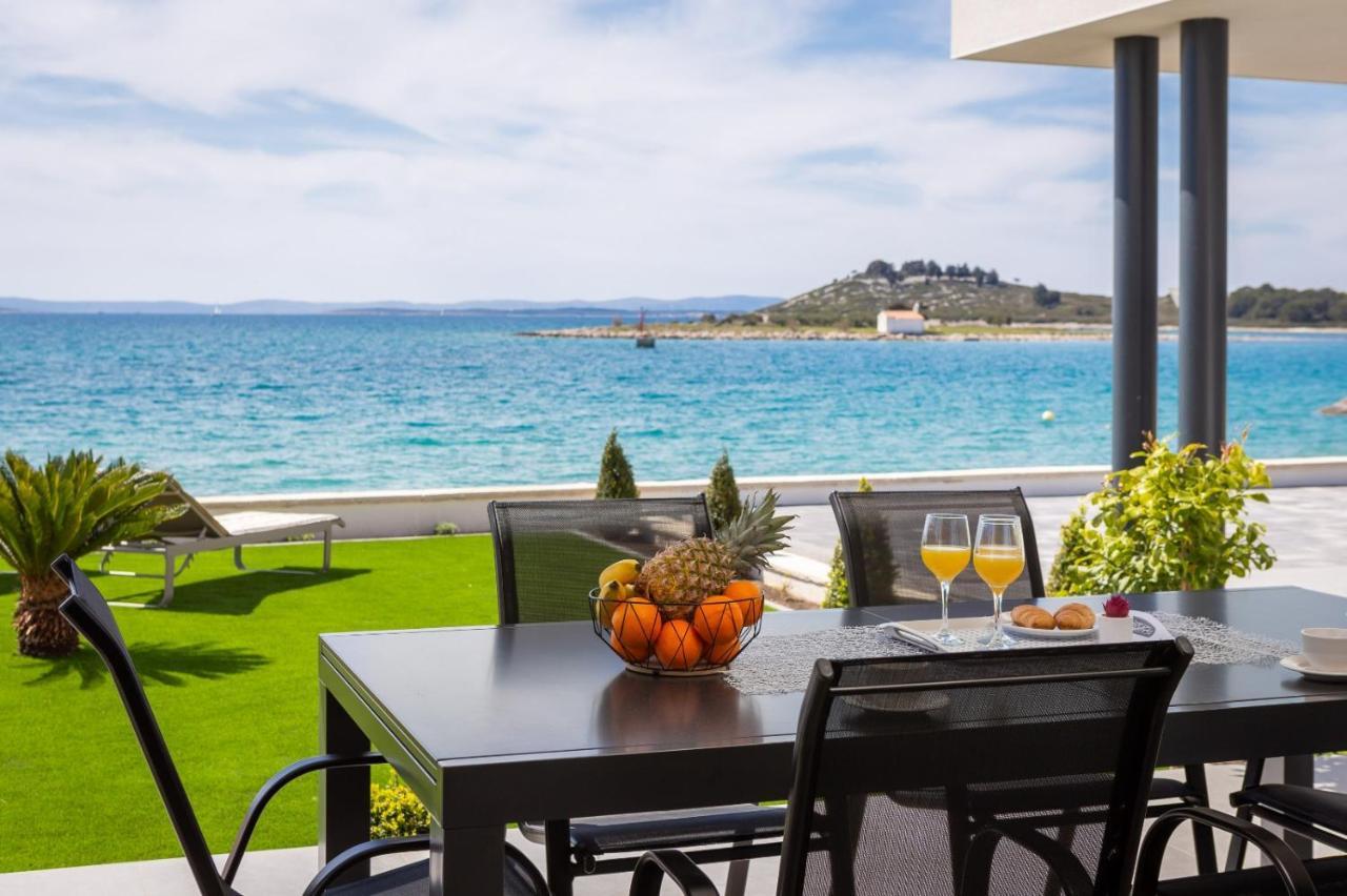 Luxury Apartment Sea Pakoštane Buitenkant foto