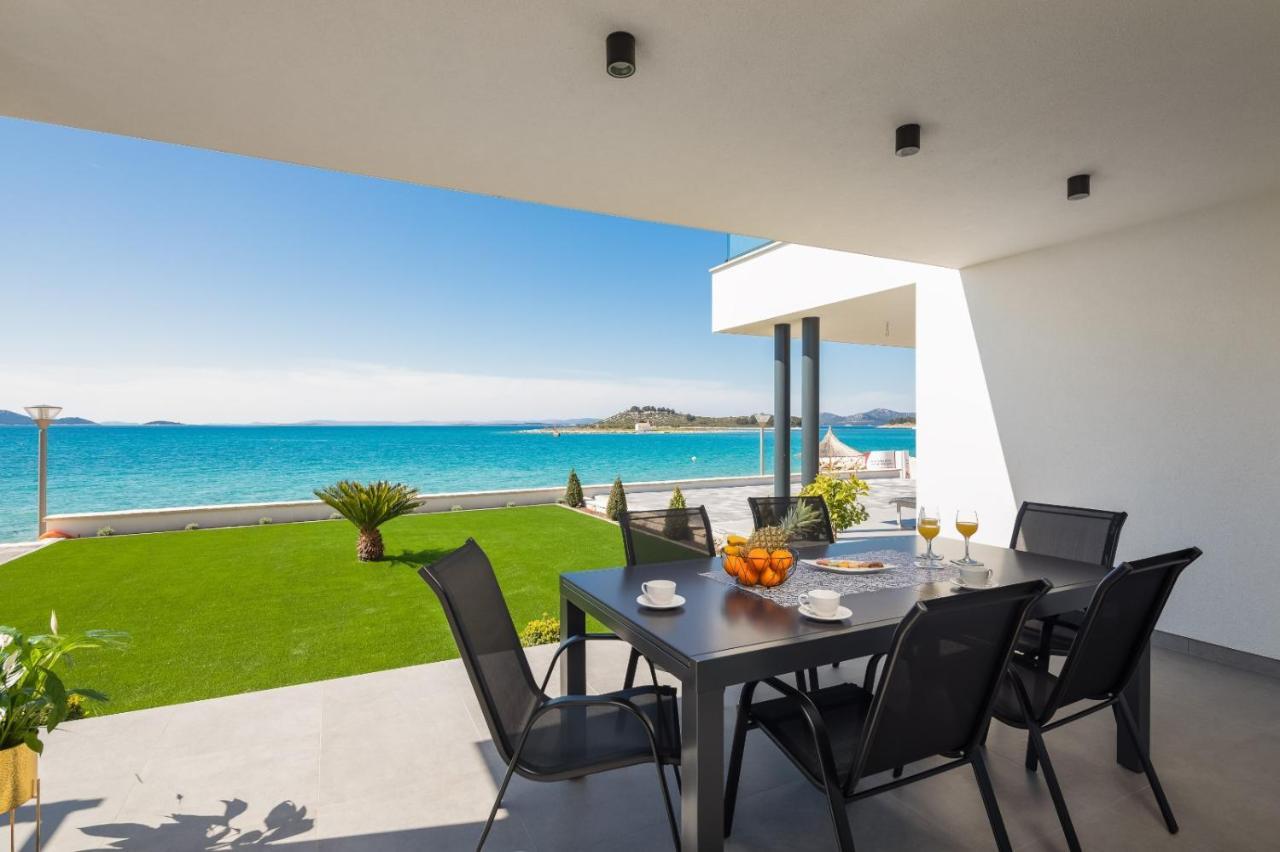 Luxury Apartment Sea Pakoštane Buitenkant foto