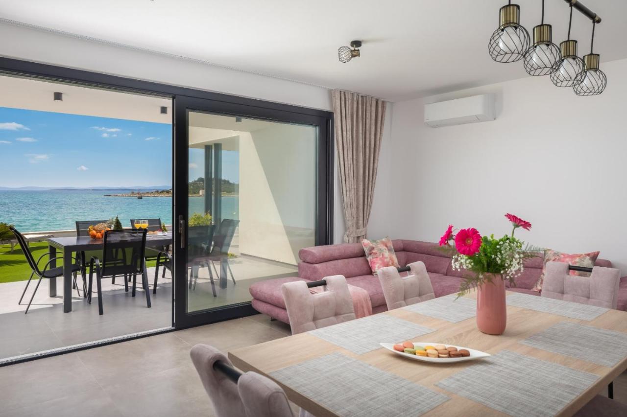 Luxury Apartment Sea Pakoštane Buitenkant foto