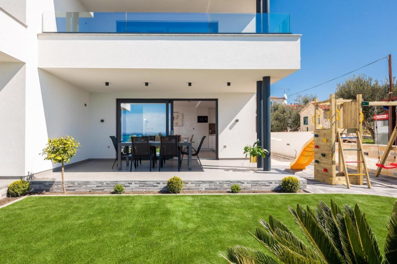 Luxury Apartment Sea Pakoštane Buitenkant foto